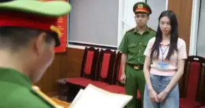 Hoa Hậu Thùy Tiên Bị Bắt Giam Vì Lừa Dối Khách Hàng Trong Vụ Kẹo Kera! Sự Thật Đằng Sau "Đứa Con Tinh Thần" Gây Rúng Động